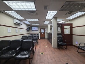 100 Livingston St, Brooklyn, NY for lease Interior Photo- Image 2 of 18