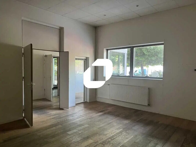 Bureau dans Saint-Denis à louer - Photo intérieure - Image 3 de 9