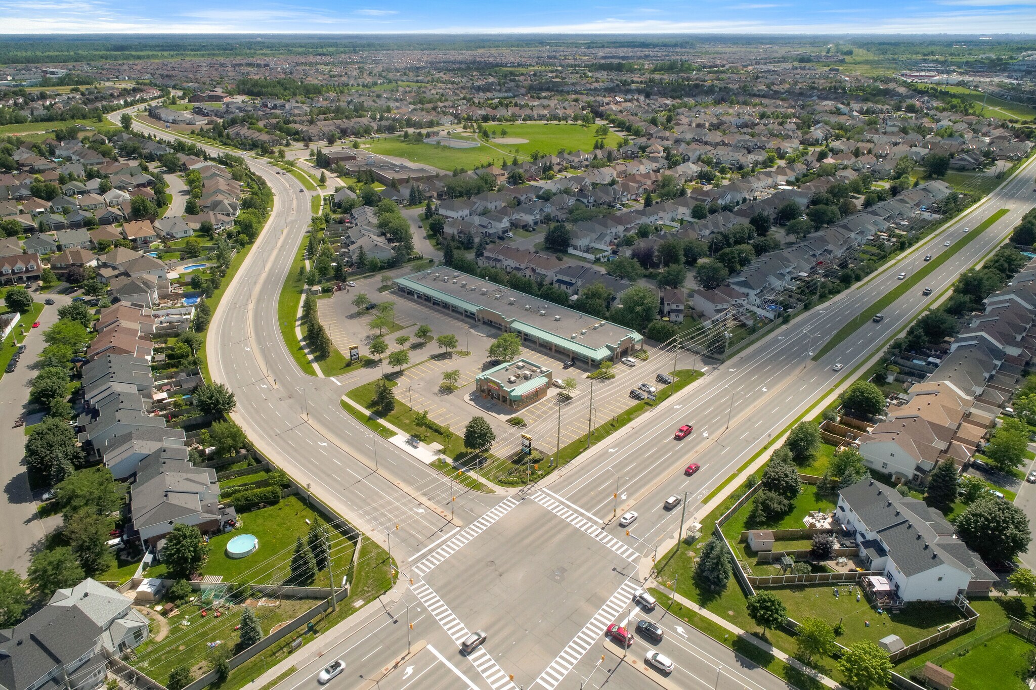 1958-1968 Portobello Blvd, Ottawa, ON à vendre Photo du bâtiment- Image 1 de 1