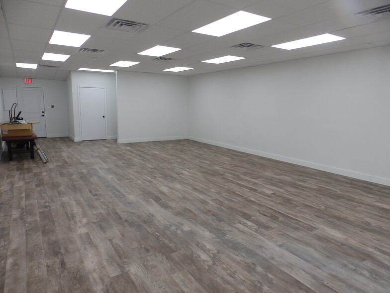 8350 State Highway 155, Frankston, TX for lease - Interior Photo - Image 3 of 16