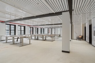 363 Penn Plaza, New York, NY à louer Photo intérieure- Image 1 de 14