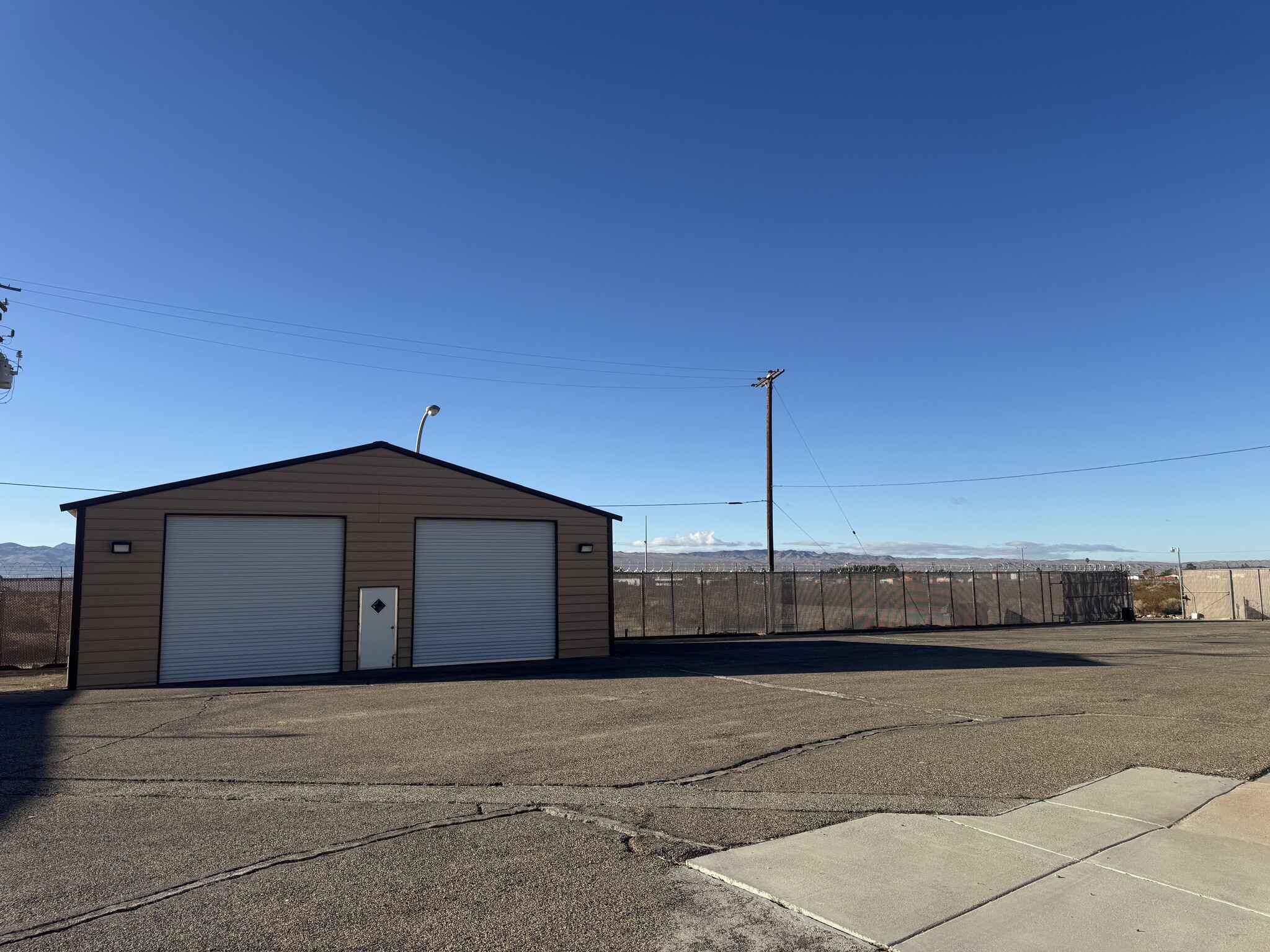 36184 1st St, Yermo, CA for lease Primary Photo- Image 1 of 7