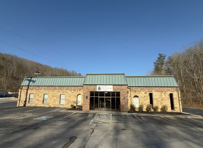 More details for 1030 Wintergap Rd, Oliver Springs, TN - Office for Sale