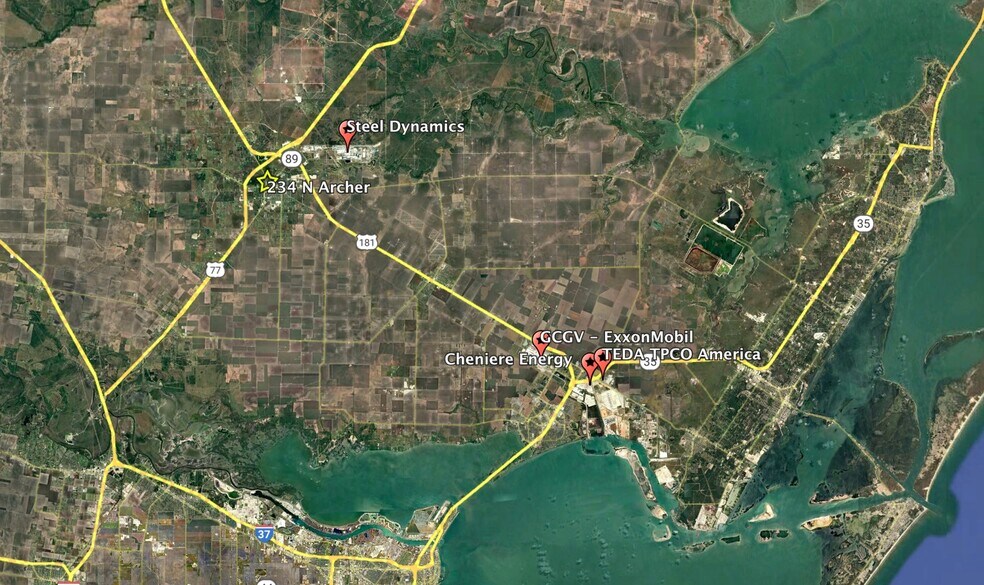 423 N Archer St, Sinton, TX à vendre - Photo principale - Image 1 de 2