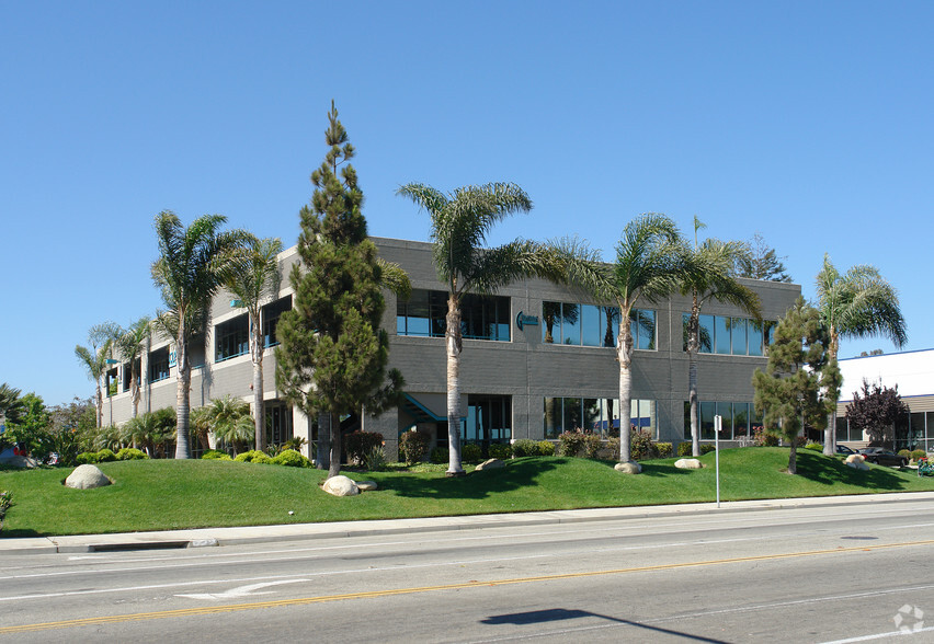 1650 Palma Dr, Ventura, CA for lease - Building Photo - Image 2 of 6