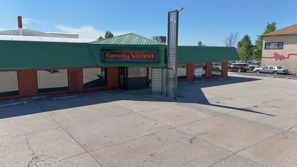 1345 N Mitchell St, Cadillac, MI for lease - Building Photo - Image 2 of 5