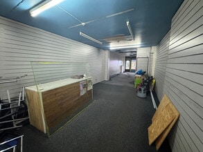 235 Holderness Rd, Hull for lease Interior Photo- Image 1 of 3