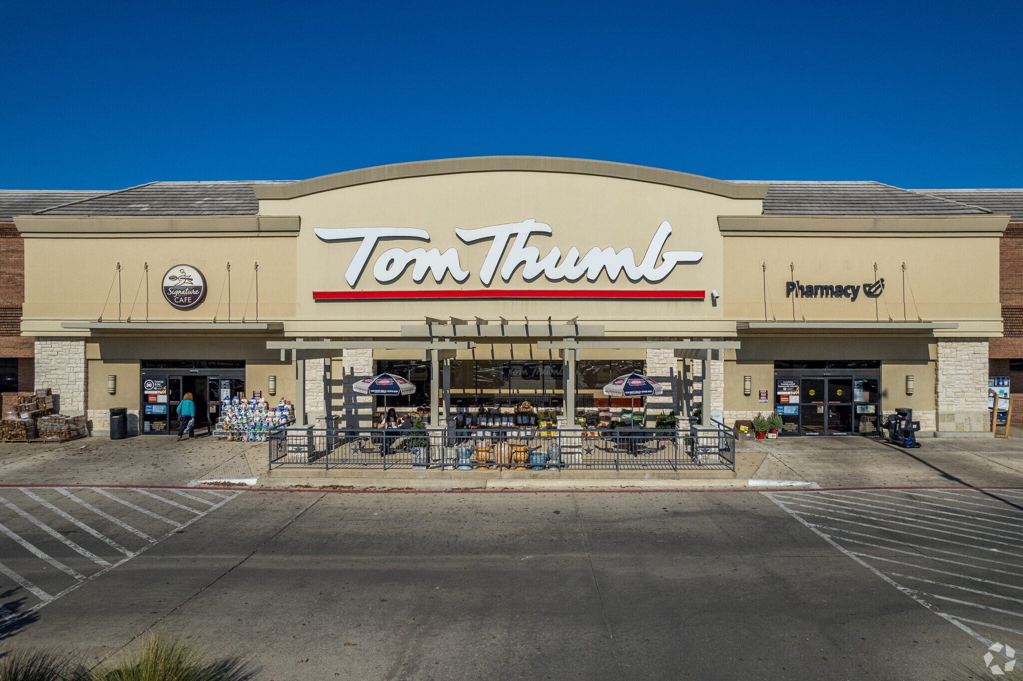 11888 Marsh Ln, Dallas, TX for lease Primary Photo- Image 1 of 19