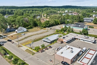 126 S West St, Lowell, MI - Aerial  map view - Image1