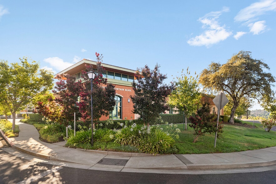 82 Table Mountain Blvd, Oroville, CA for sale - Building Photo - Image 2 of 16