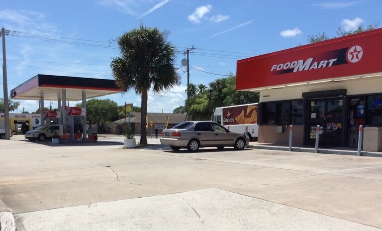 1734 N Harbor City Blvd, Melbourne, FL for sale Building Photo- Image 1 of 1