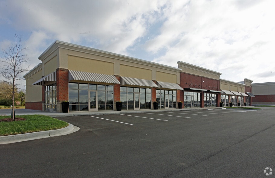 1771 Madison St, Clarksville, TN à louer - Photo principale - Image 2 de 5