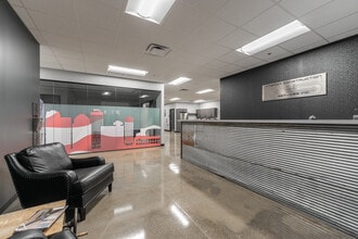 2001 Royal Dr, Greenfield, IN for lease Interior Photo- Image 2 of 7