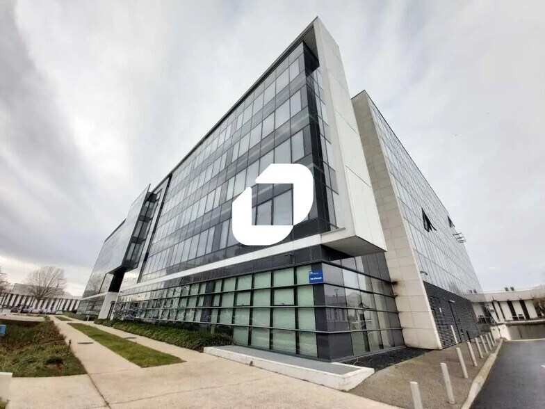 19 Rue D'Arcueil, Rungis à louer - Photo du bâtiment - Image 2 de 9