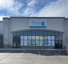 4884 W Lawrence St, Appleton, WI for lease Interior Photo- Image 1 of 5