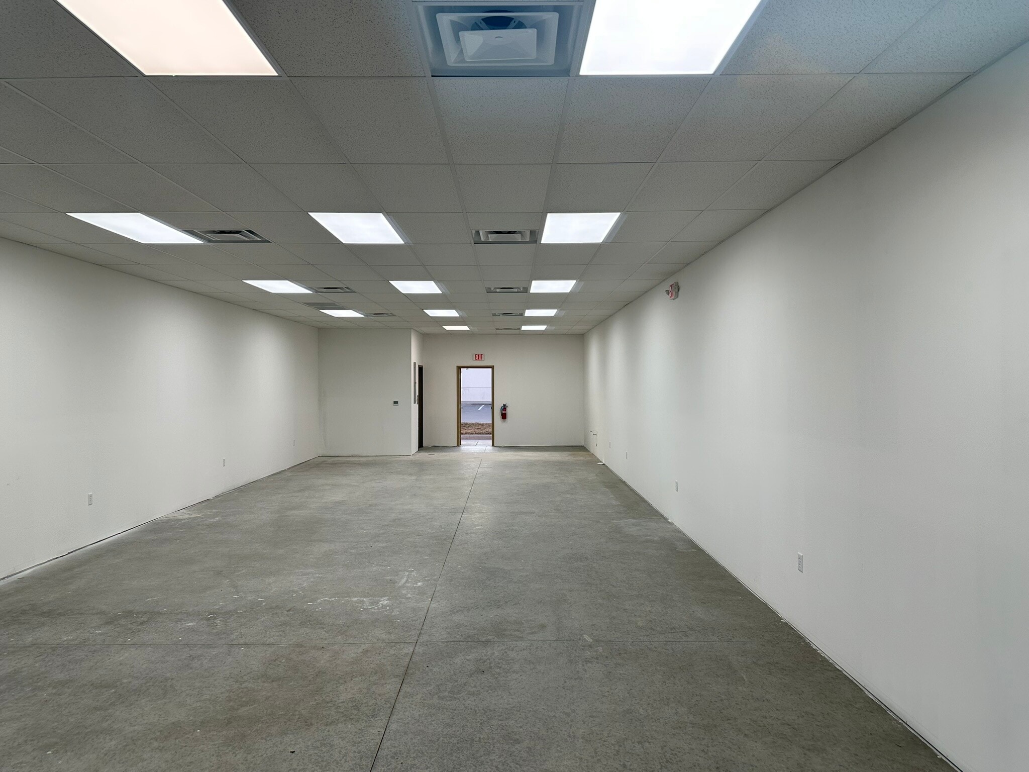 933 N FM 1821 Rd, Mineral Wells, TX à louer Photo intérieure- Image 1 de 2