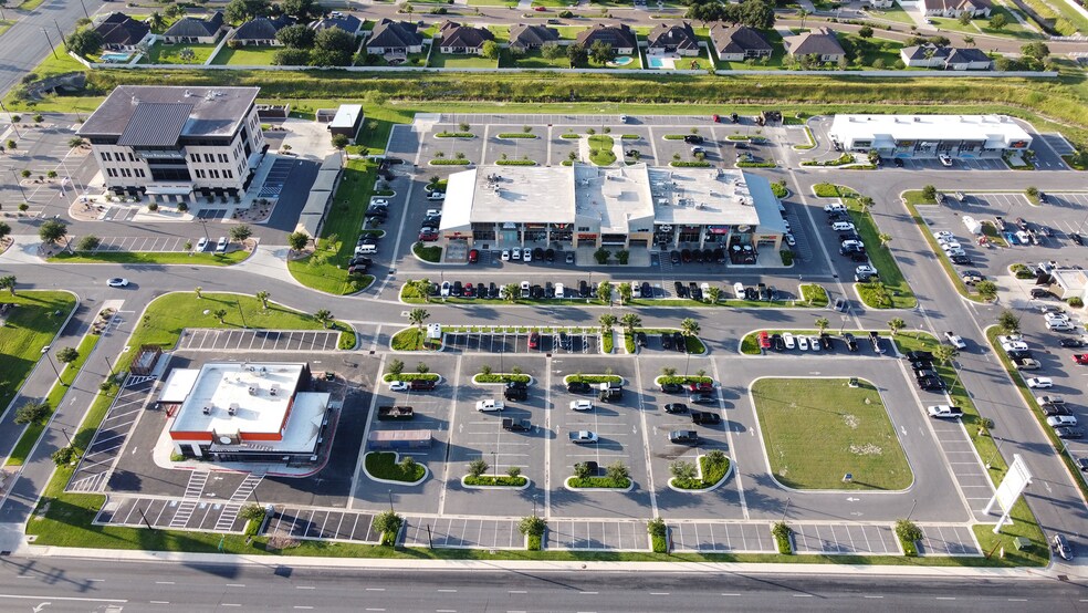 6710 W Expressway 83, Harlingen, TX for lease - Building Photo - Image 3 of 8