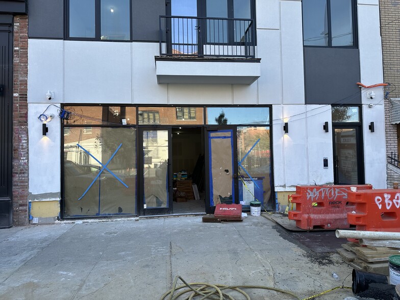 202 N 4th St, Brooklyn, NY for lease - Building Photo - Image 1 of 4