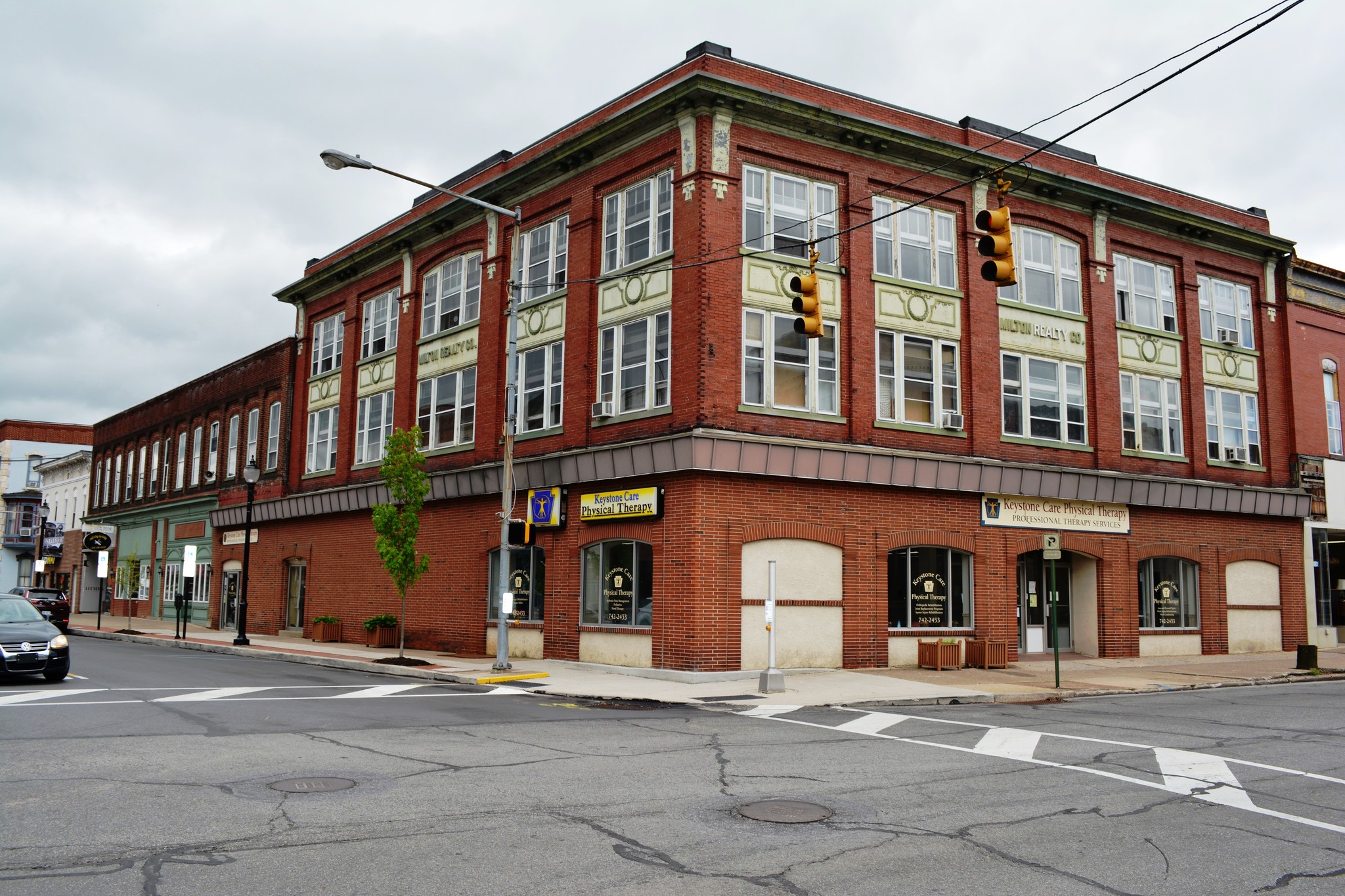 10 Broadway St, Milton, PA à vendre Photo principale- Image 1 de 1