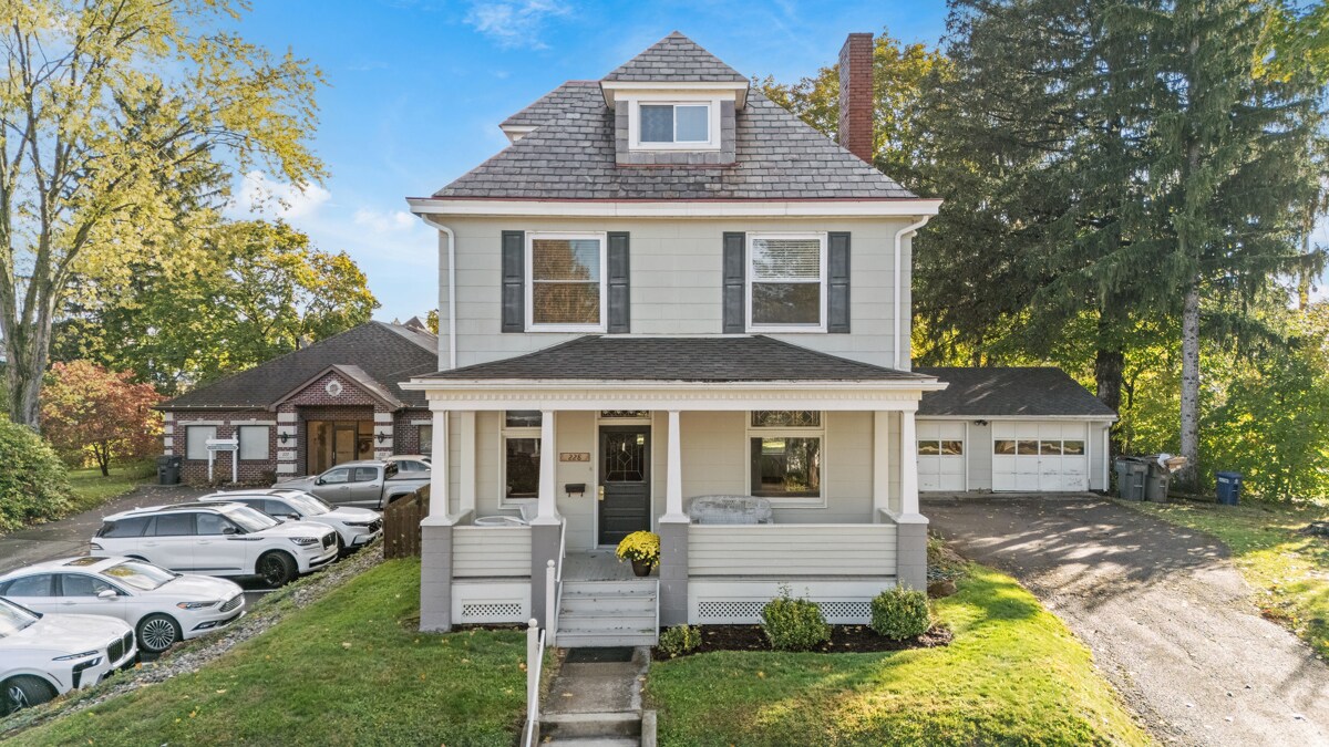 228 S Clay St, Zelienople, PA à vendre Photo principale- Image 1 de 11