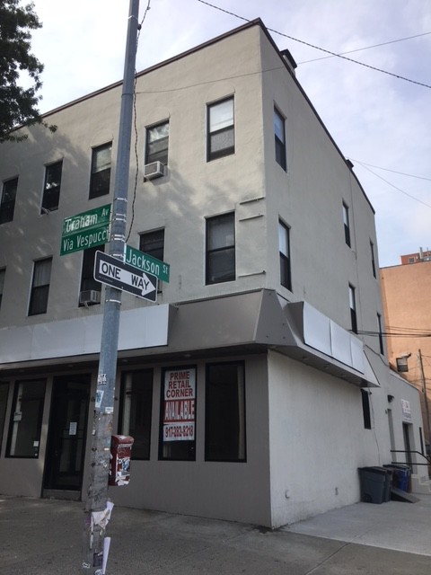 395 Graham Ave, Brooklyn, NY for sale - Primary Photo - Image 1 of 1