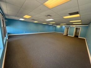 2305 N Gateway Ave, Rockwood, TN for lease Building Photo- Image 2 of 6