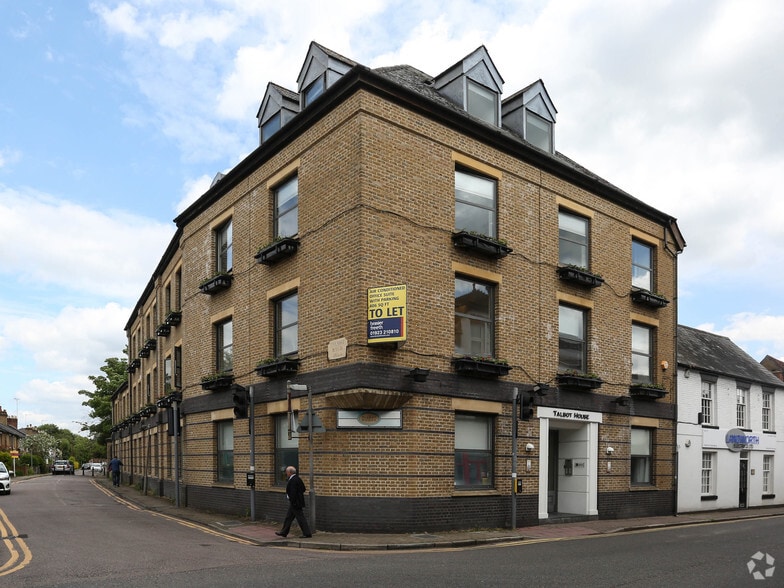 17 Church St, Rickmansworth for lease - Building Photo - Image 2 of 4