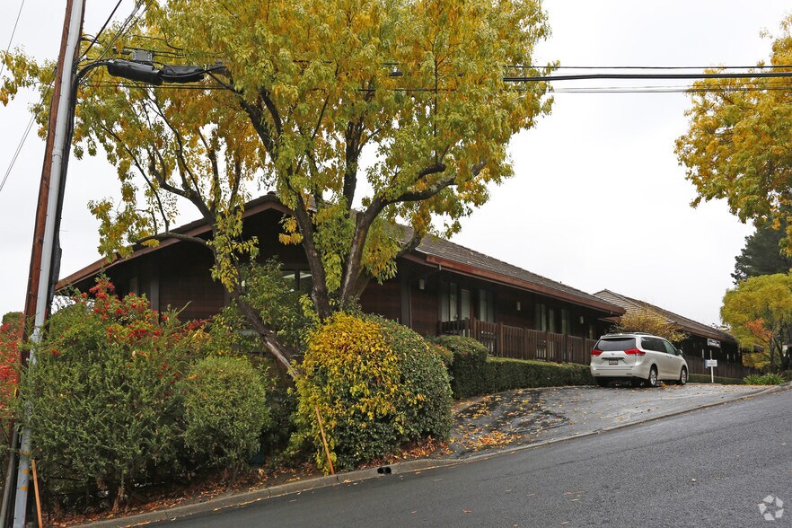 1 Bates Blvd, Orinda, CA for lease - Building Photo - Image 1 of 12