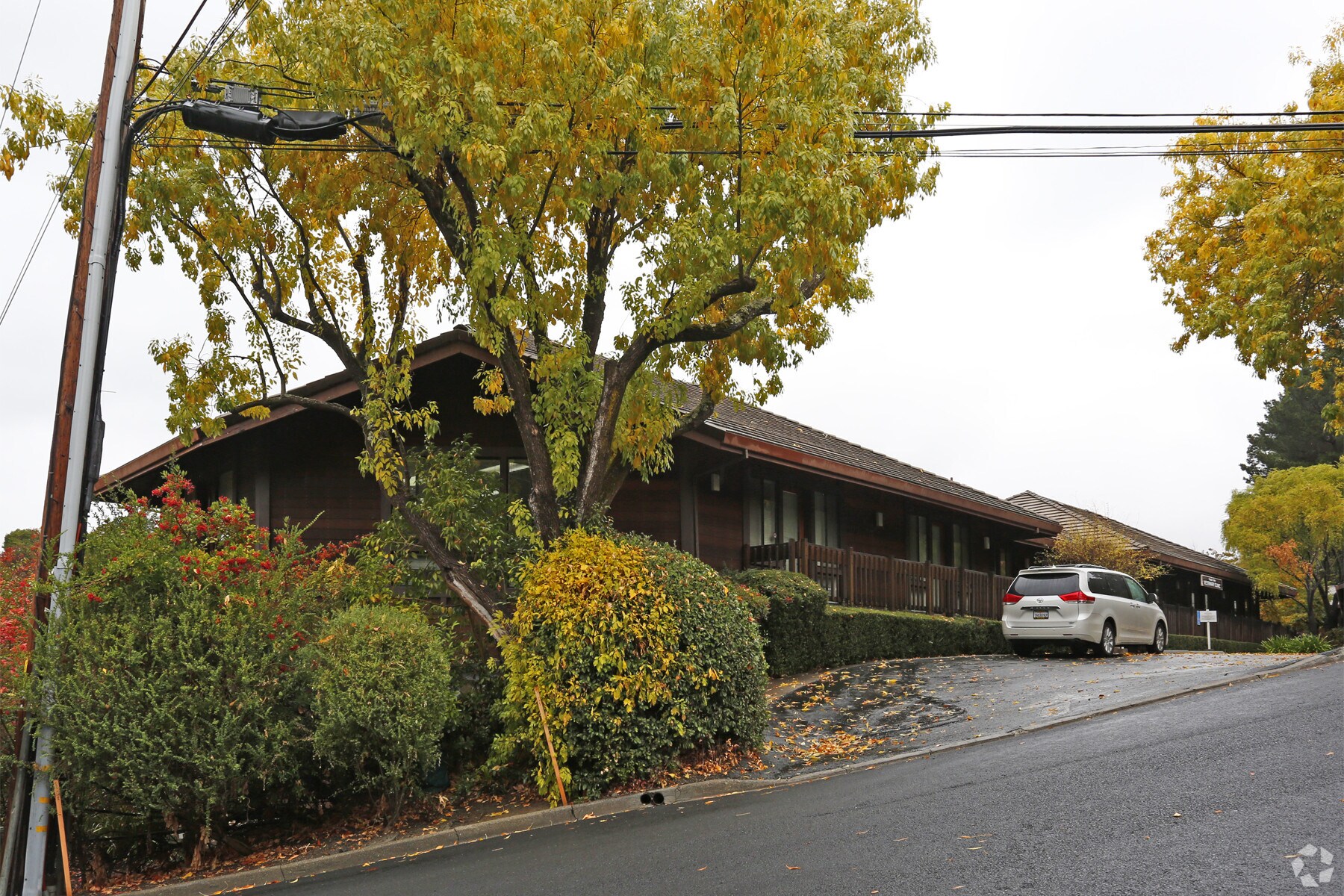 1 Bates Blvd, Orinda, CA à louer Photo du bâtiment- Image 1 de 13