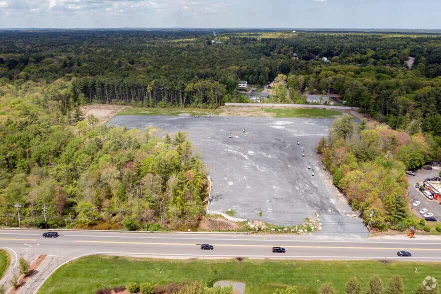 1000 New State Hwy, Raynham, MA à louer - Photo du bâtiment - Image 2 de 11