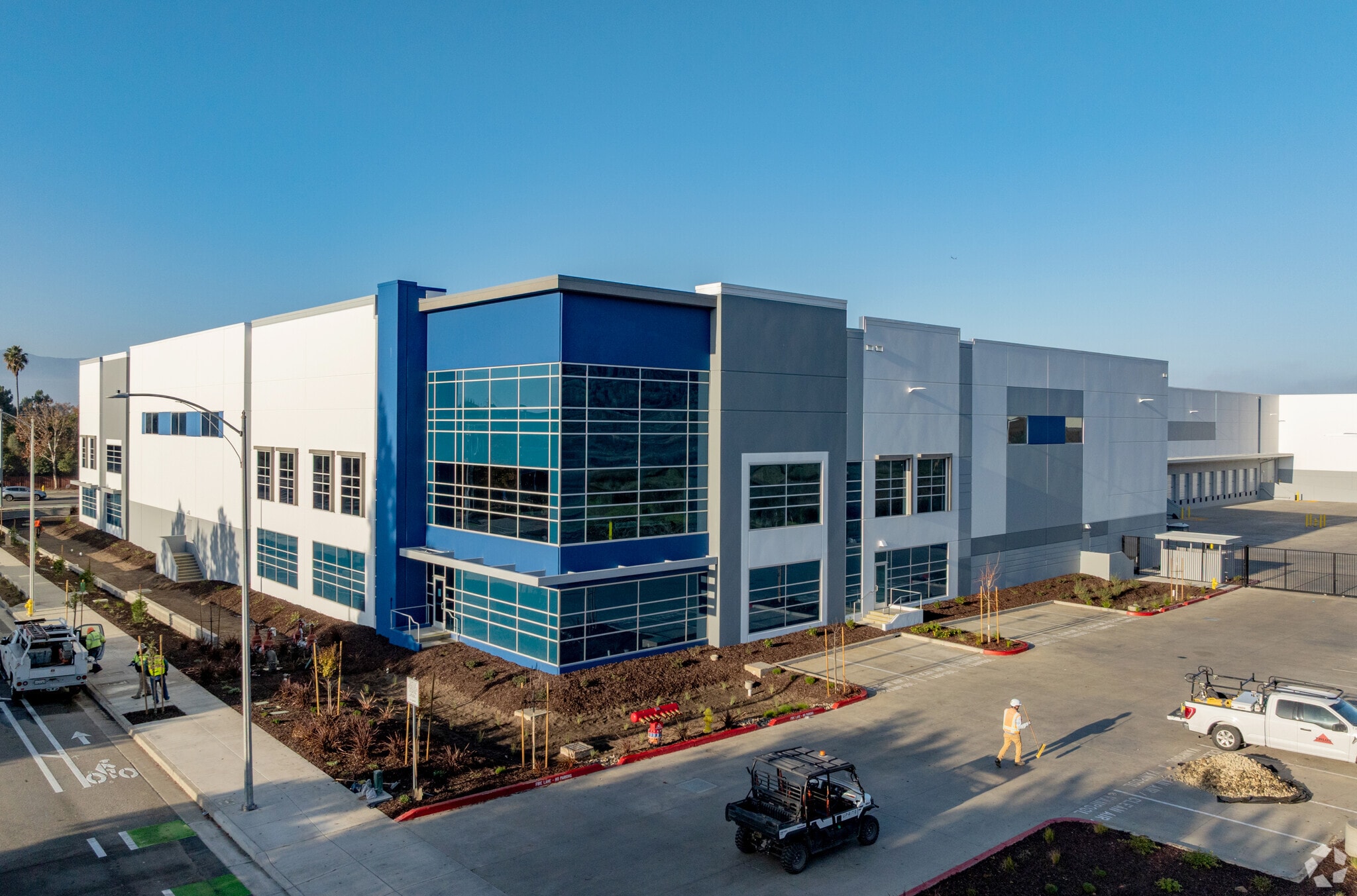 5920 Hellyer Ave, San Jose, CA for lease Building Photo- Image 1 of 7