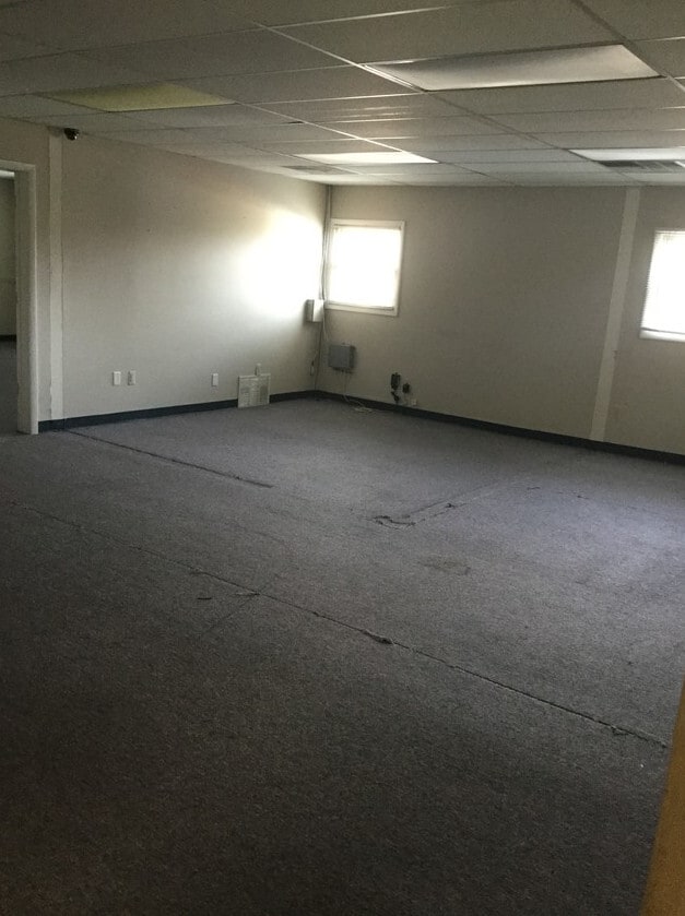 510 Route 130, East Windsor, NJ for lease Interior Photo- Image 1 of 4