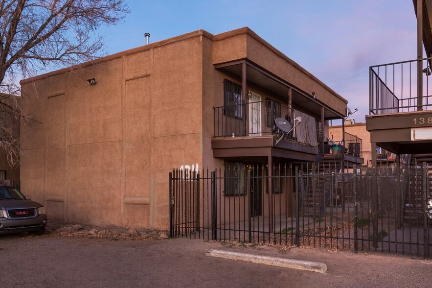 134 Rhode Island St SE, Albuquerque, NM for sale - Building Photo - Image 2 of 7