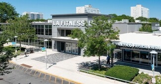 More details for 3401-3481 S King Dr, Chicago, IL - Retail for Lease