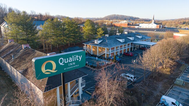 Plus de détails pour 119 Pinnacle Dr, Johnson City, TN - Services hôteliers à vendre