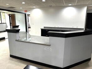 375 Municipal Dr, Richardson, TX à louer Photo intérieure- Image 1 de 5