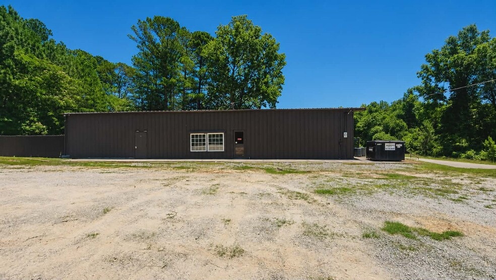 4064 County Road 237, Roanoke, AL for sale - Building Photo - Image 2 of 2