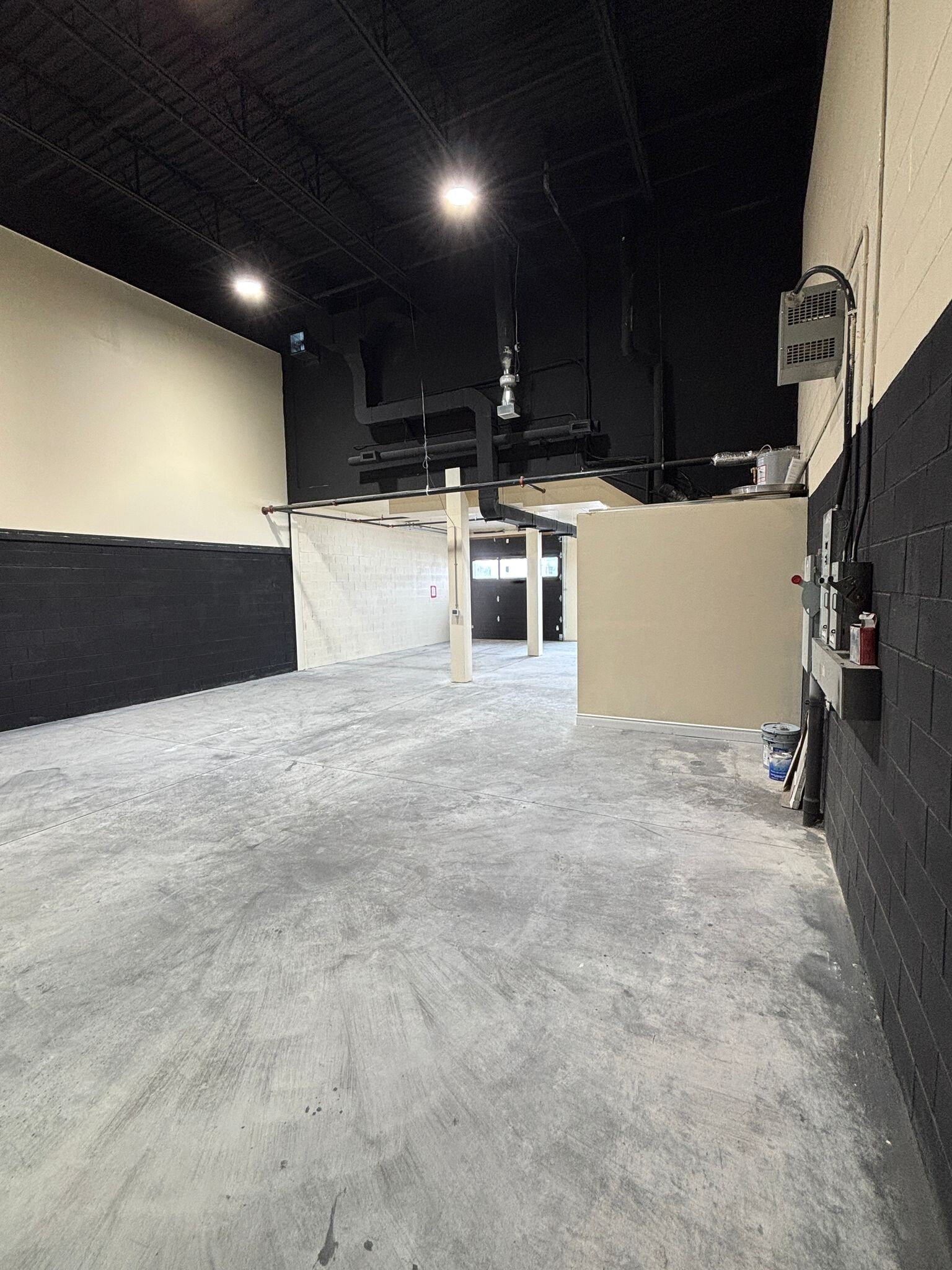 585 Hanlon Creek Blvd, Guelph, ON for lease Primary Photo- Image 1 of 17