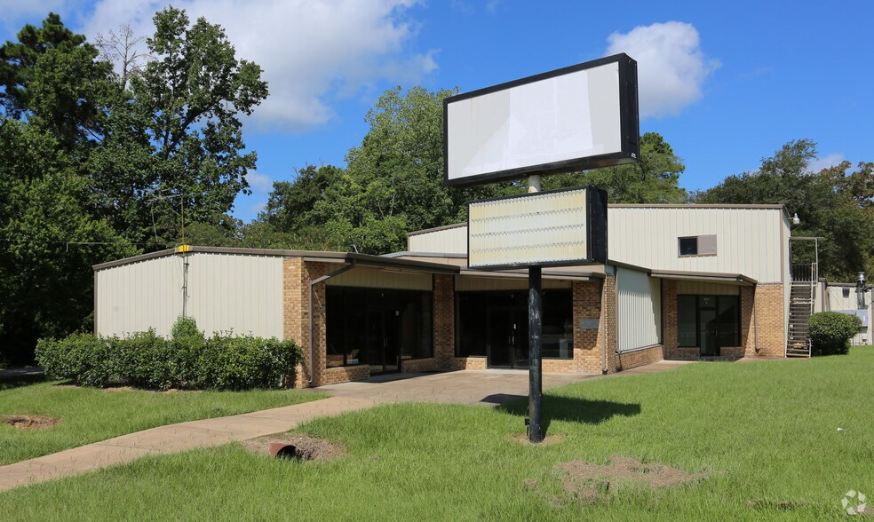 7040 State Highway 75 S, Huntsville, TX à vendre - Photo principale - Image 1 de 8