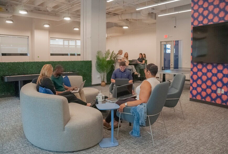 421 Fayetteville St, Raleigh, NC à louer - Photo intérieure - Image 3 de 15