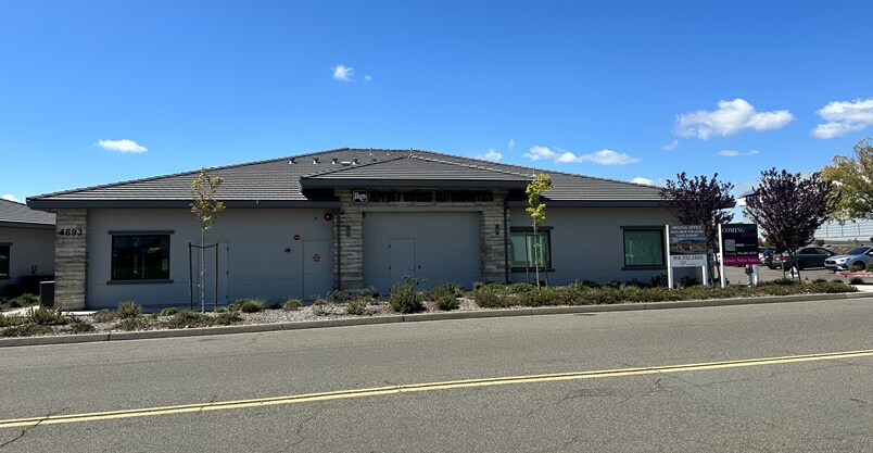 4693 Golden Foothill Pky, El Dorado Hills, CA à louer - Photo du bâtiment - Image 3 de 3