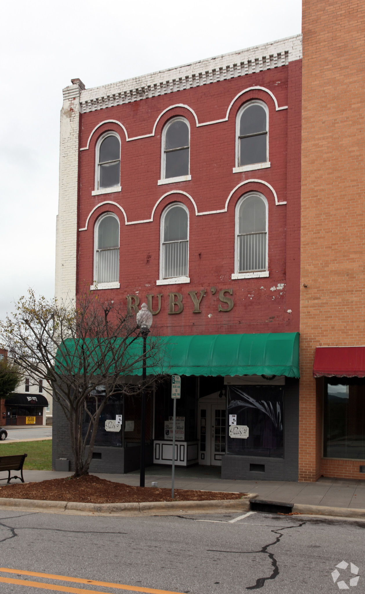 928 Main, North Wilkesboro, NC for sale Primary Photo- Image 1 of 1