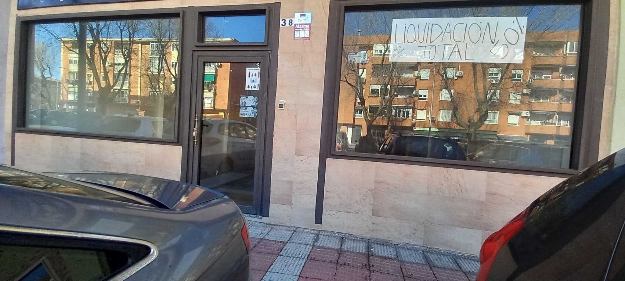 Retail in Parla, Madrid for lease Interior Photo- Image 1 of 4