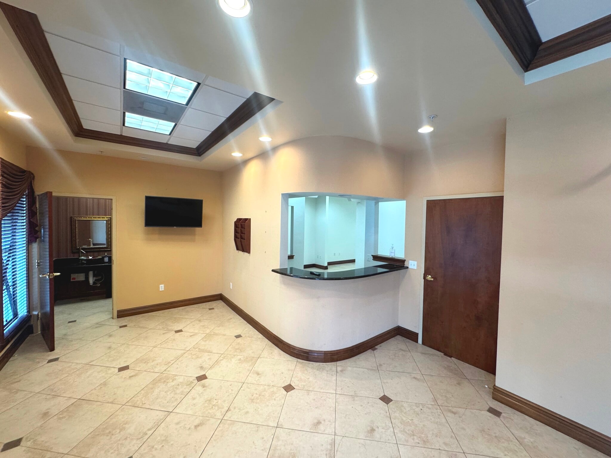 14131 Metropolis Ave, Fort Myers, FL à louer Photo intérieure- Image 1 de 6
