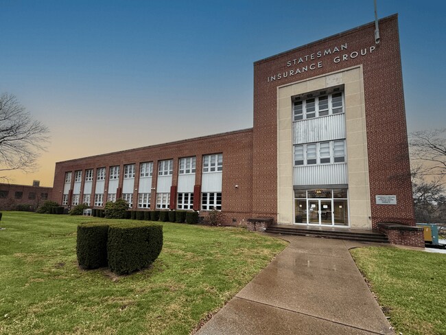 Plus de détails pour 2150 Herr St, Harrisburg, PA - Bureau à vendre