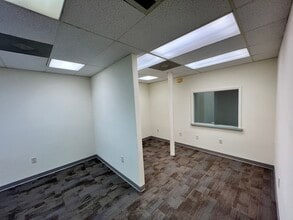 6714 Patterson Ave, Richmond, VA for lease Interior Photo- Image 2 of 9