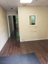 95 Mill St, Springfield, MA for lease Lobby- Image 2 of 5