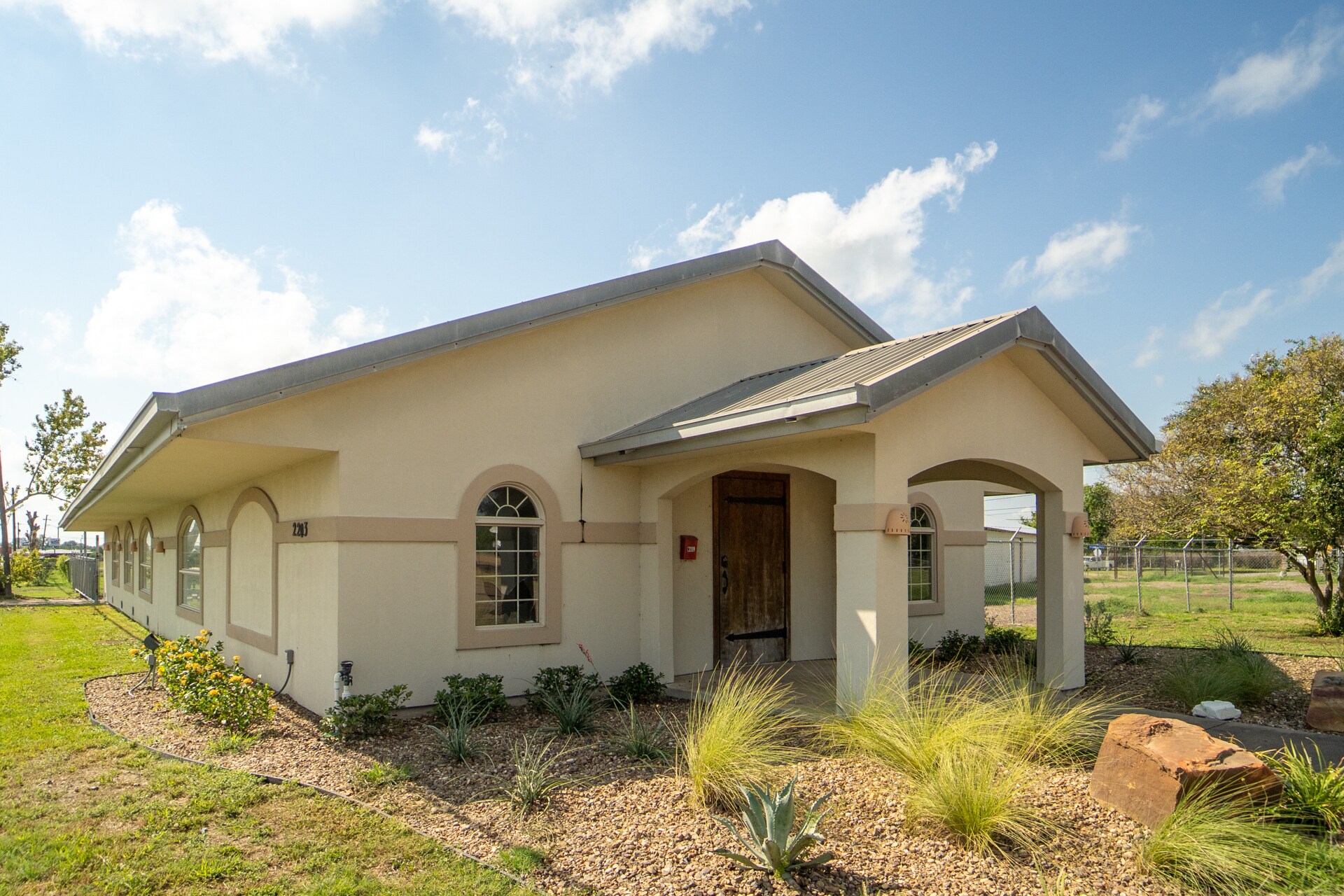 2203 Port Lavaca Dr, Victoria, TX à vendre Photo du bâtiment- Image 1 de 70