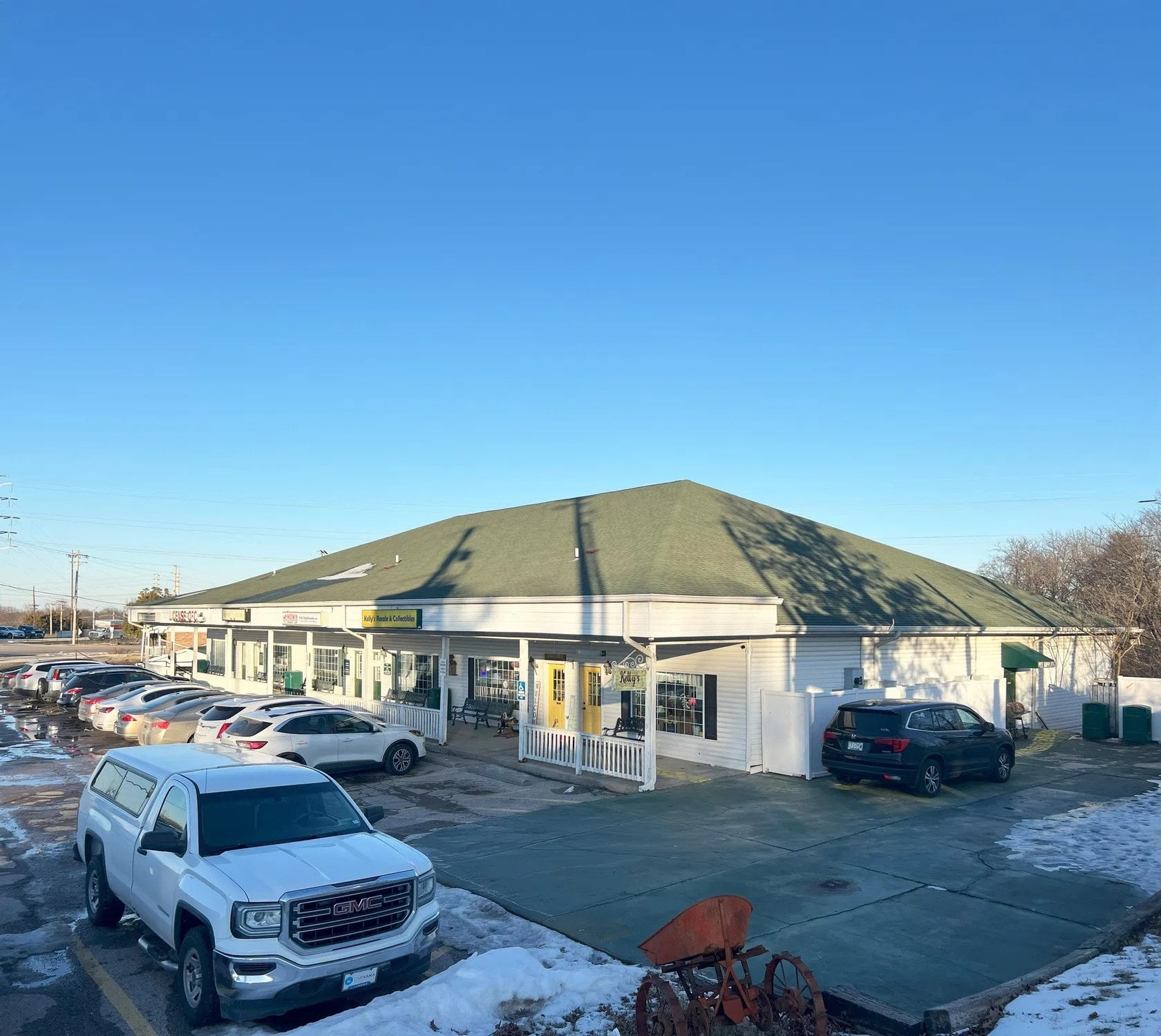 1588-1692 Gravois Rd, High Ridge, MO for lease Building Photo- Image 1 of 9