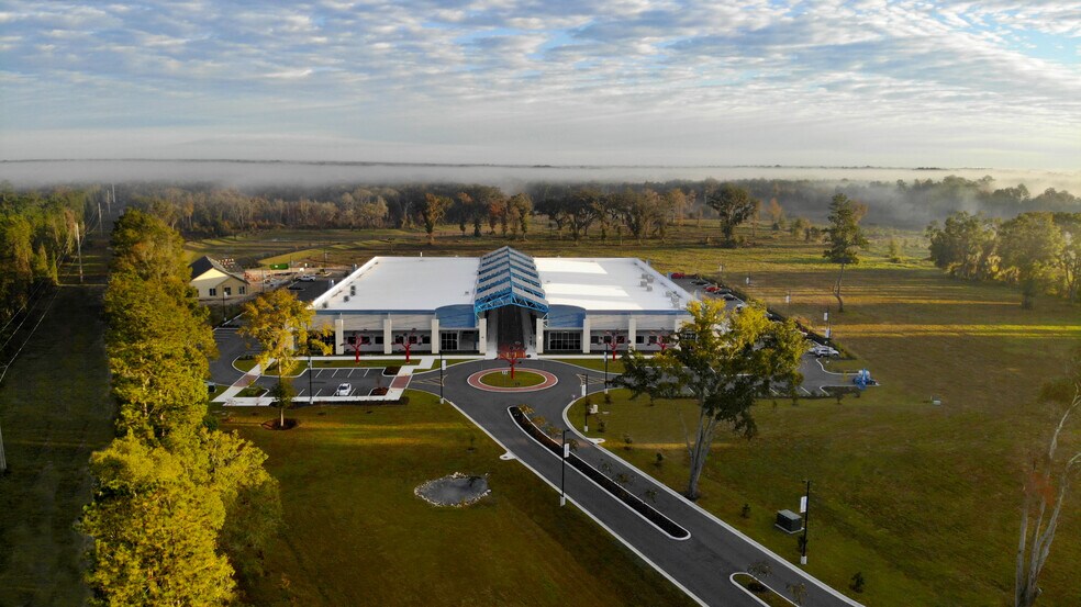13000 Tech City Cir, Alachua, FL à louer - Photo du bâtiment - Image 3 de 7